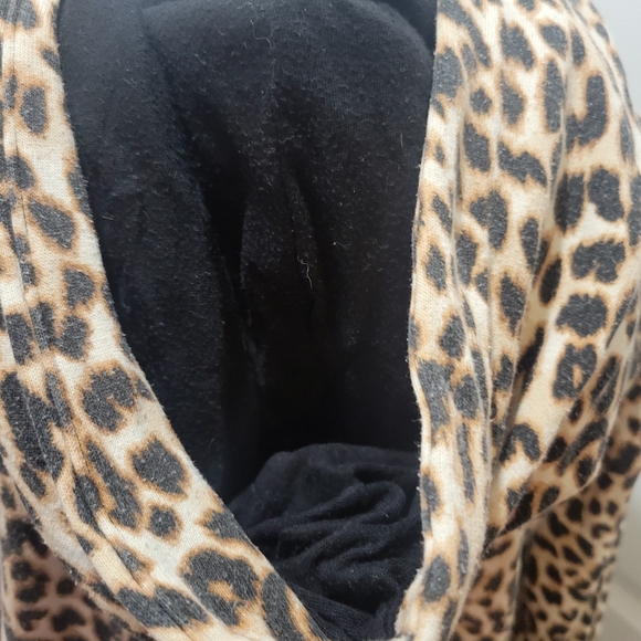 VS PINK HTF LEOPARD COWL NECK HOODIE - Picture 8 of 10